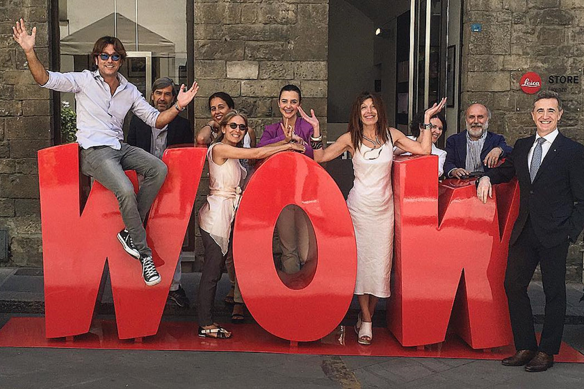 “WOW. O cata-vento das energias”: a instalação de arte contemporânea de Simone D'Auria na fachada do Gallery Hotel Art Florença.
