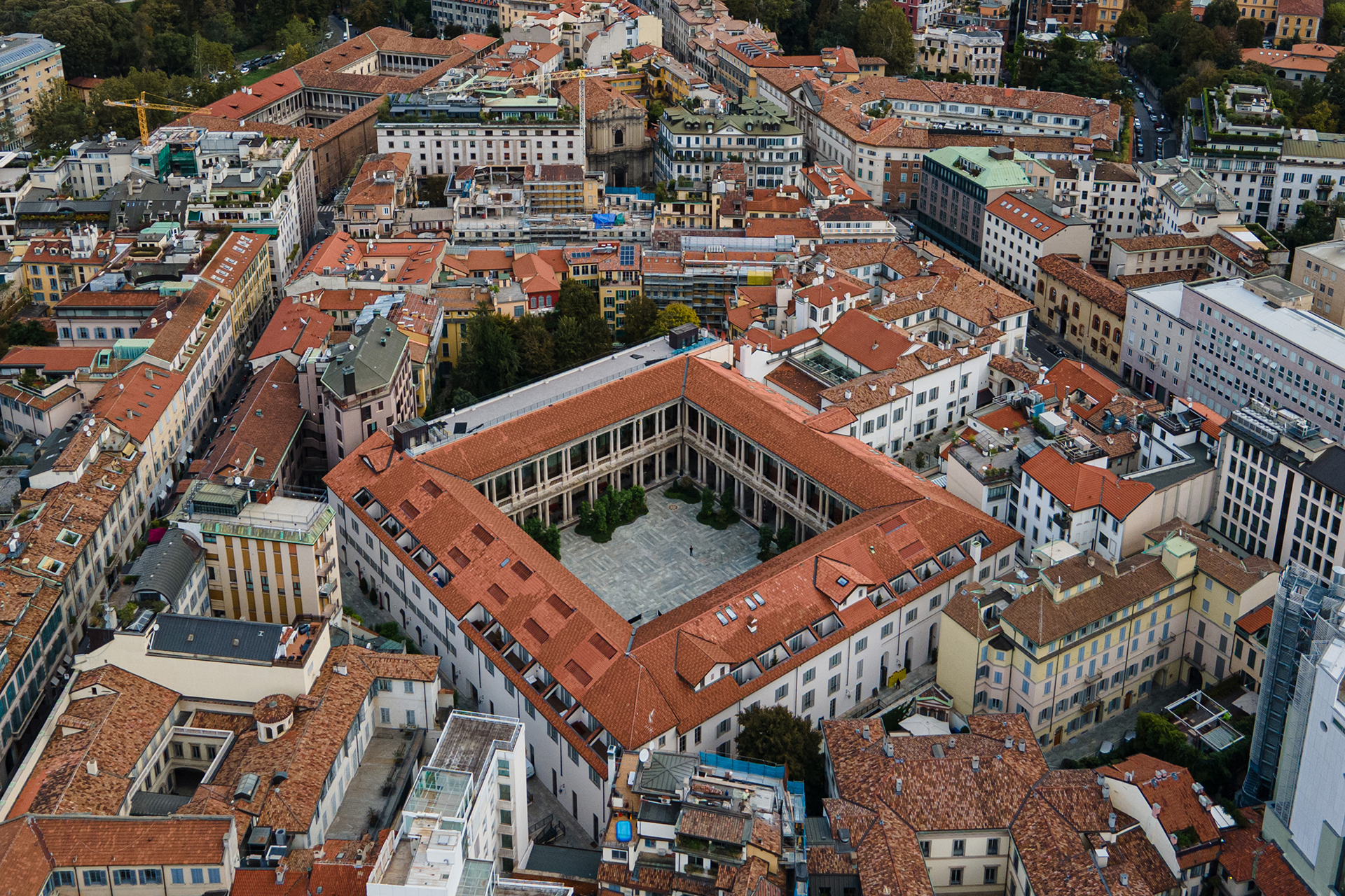 piazzaQuadrilateroDroneCopy