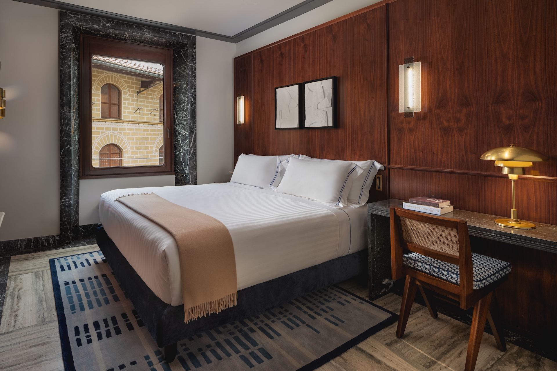 Classic One-Bedroom Apartment