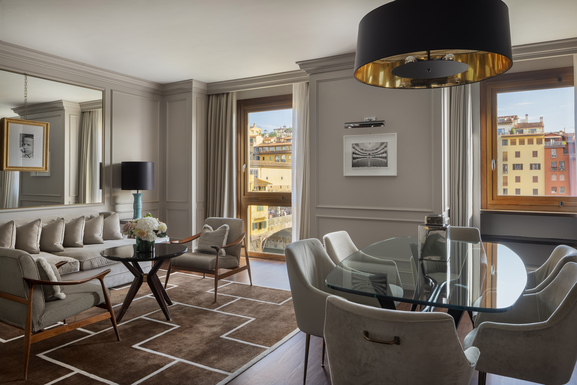 Two-bedroom Portrait Suite River View