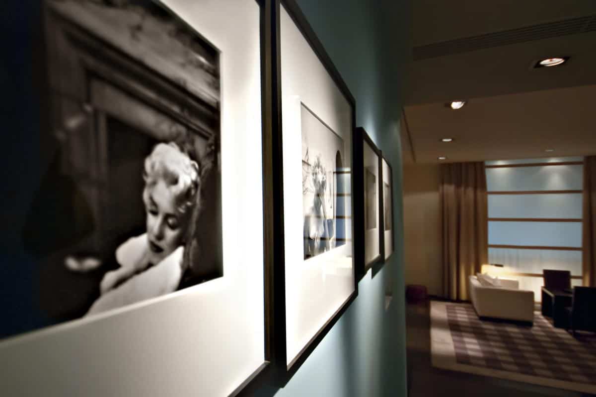 lungarnoCollection_galleryHotelArt_styleAndDesign_photoExibitionPhotogallery