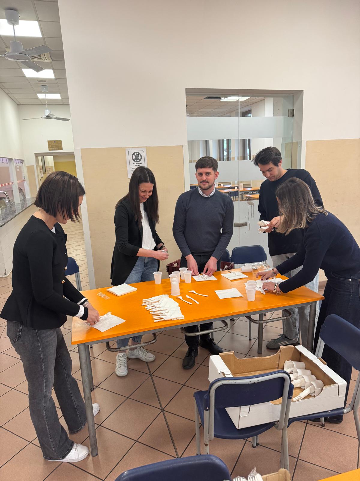 2605 Cw Milano Mensa Fratelli Di San Francesco 00001 1 (2)
