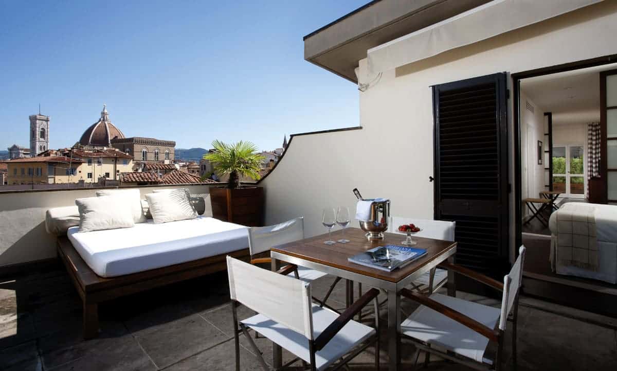 lungarnoCollection_GalleryHotelArt_PenthousePalazzoVecchio_terrace1